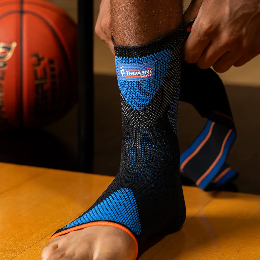 Chevillière ligamentaire stabilisatrice Thuasne Sport - avec strapping multisports Novelastic® - Stabilité 4