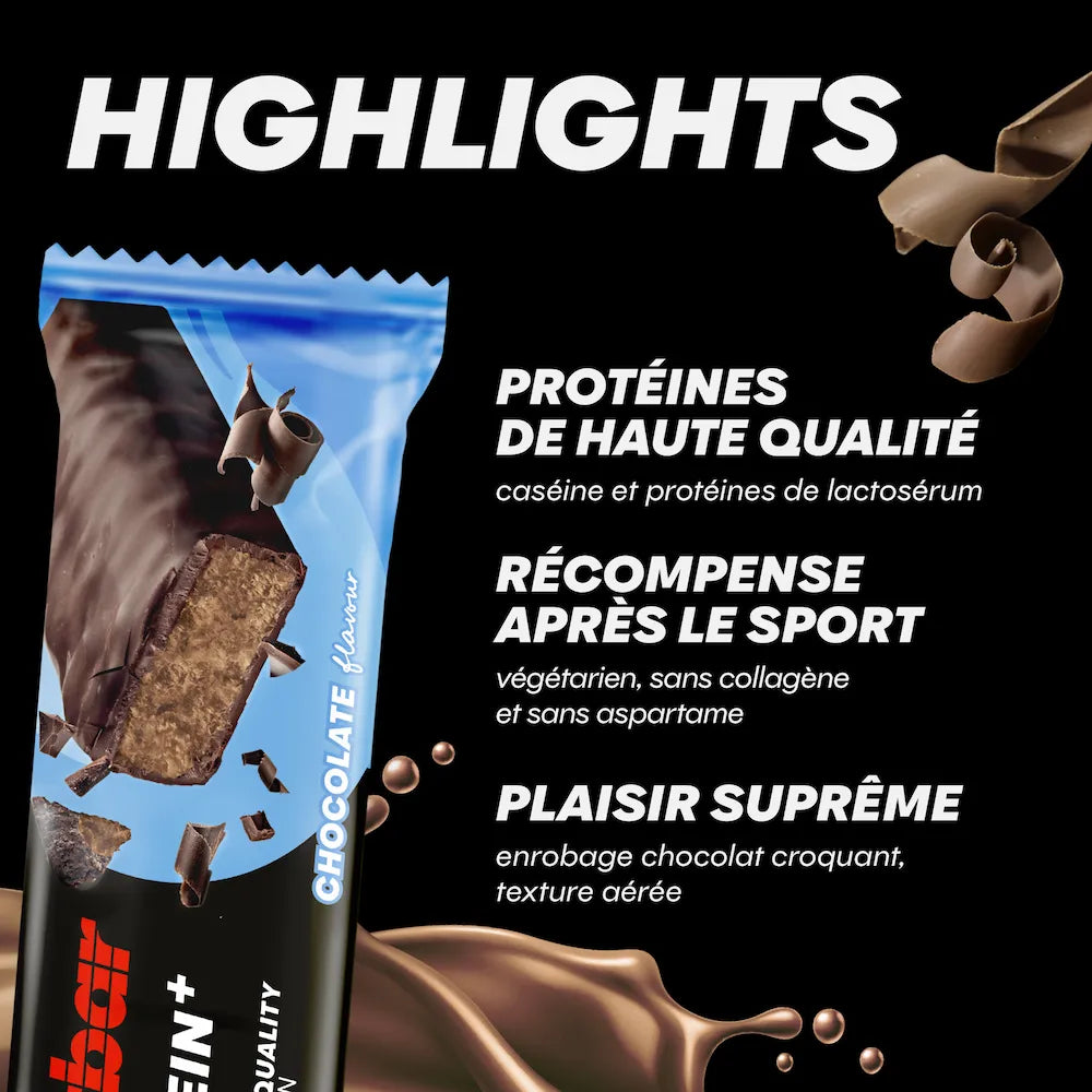 Barre protéinée Powerbar Protein+ 30% Chocolat coupée avec enrobage chocolaté et intérieur aéré