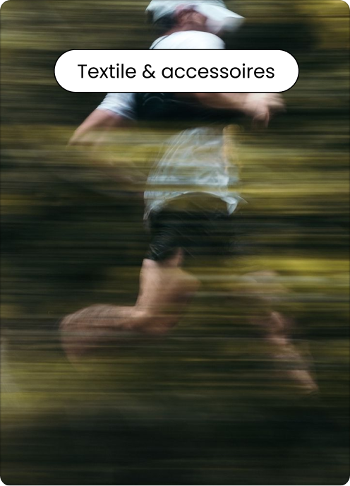 Impression de vitesse d'un sportif courant rapidement 