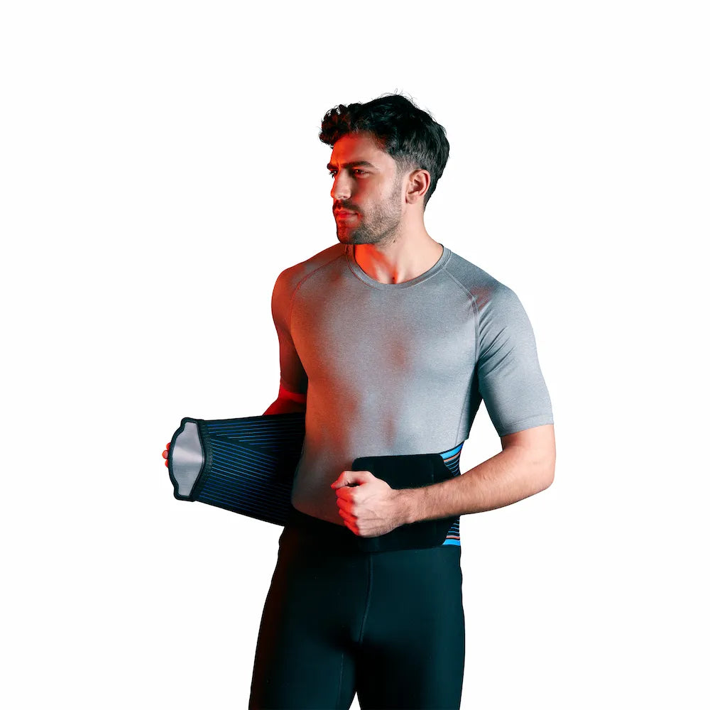 Mise en place de la ceinture de maintien lombaire Thuasne Sport autour de la taille