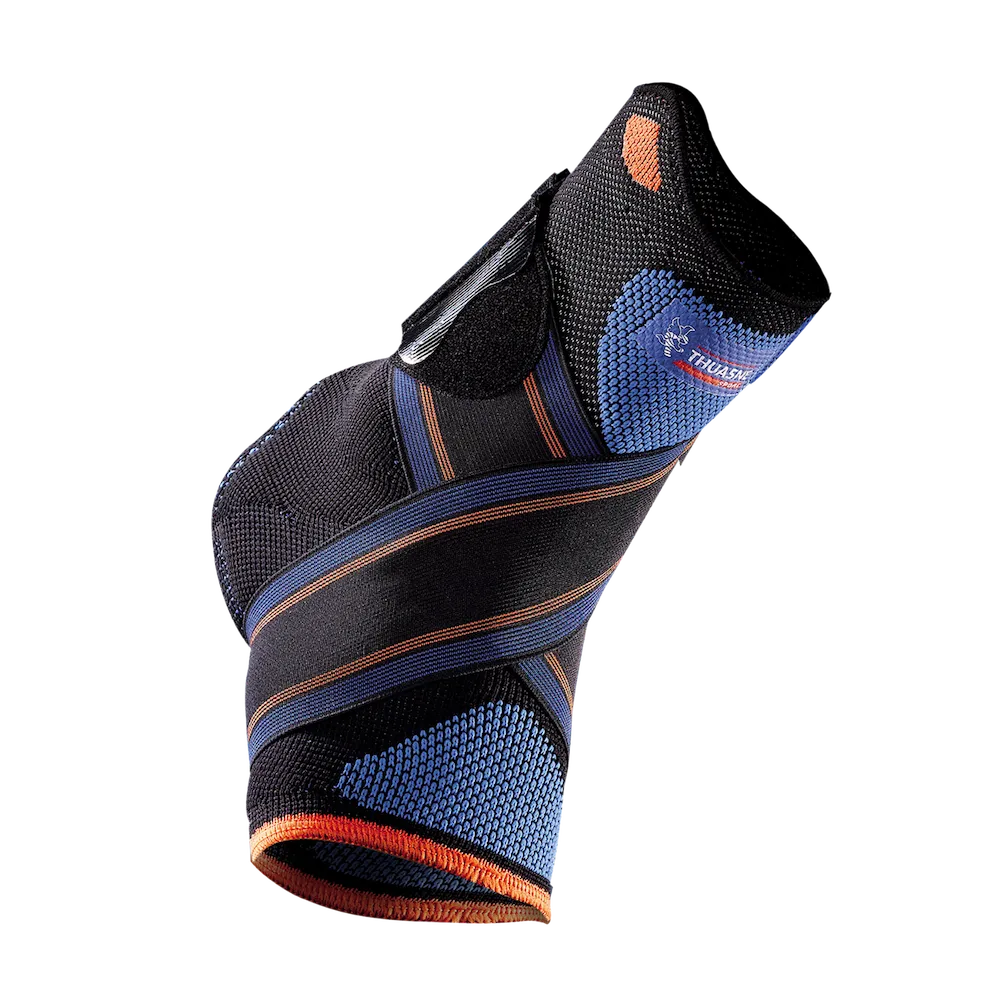 Chevillère Novelastic Thuasne Sport Stabilité 4 noire et bleue avec sanglage croisé et détails orange