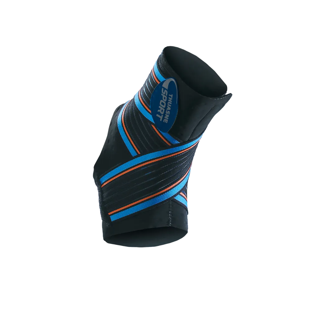 Chevillère strapping Thuasne Sport Stabilité 4 ouverte noire vue de trois-quarts avec sangles croisées